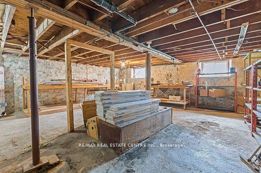 Photo 23 of 44 Willow Street S, Halton Hills, Acton — HOMEH