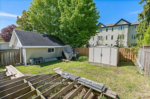 Photo 30 of 44 Willow Street S, Halton Hills, Acton — HOMEH