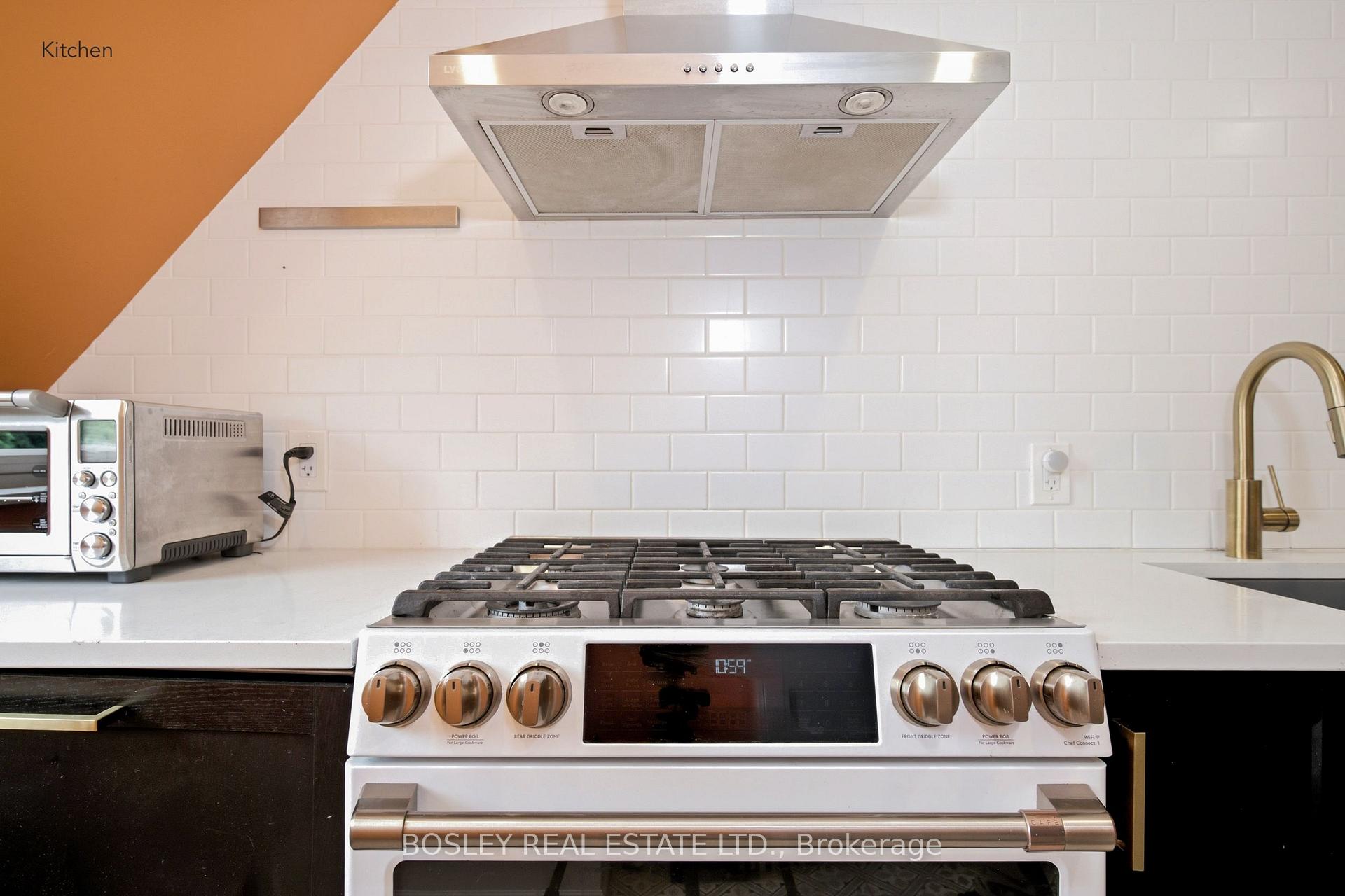 Photo 9 of Unit Upper, 178 High Park Avenue, Toronto, High Park North — HOMEH