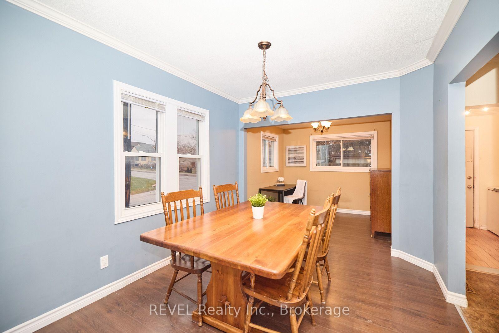 Photo 10 of 4317 Buttrey Street, Niagara Falls, Downtown — HOMEH