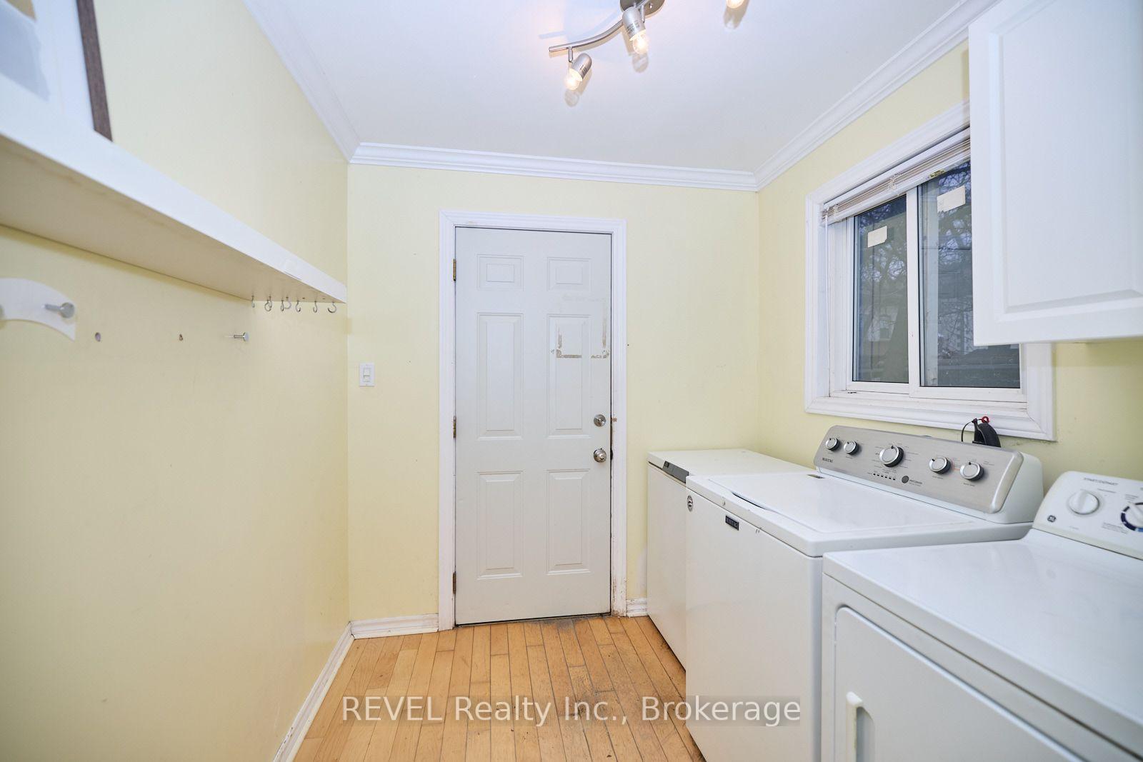 Photo 15 of 4317 Buttrey Street, Niagara Falls, Downtown — HOMEH