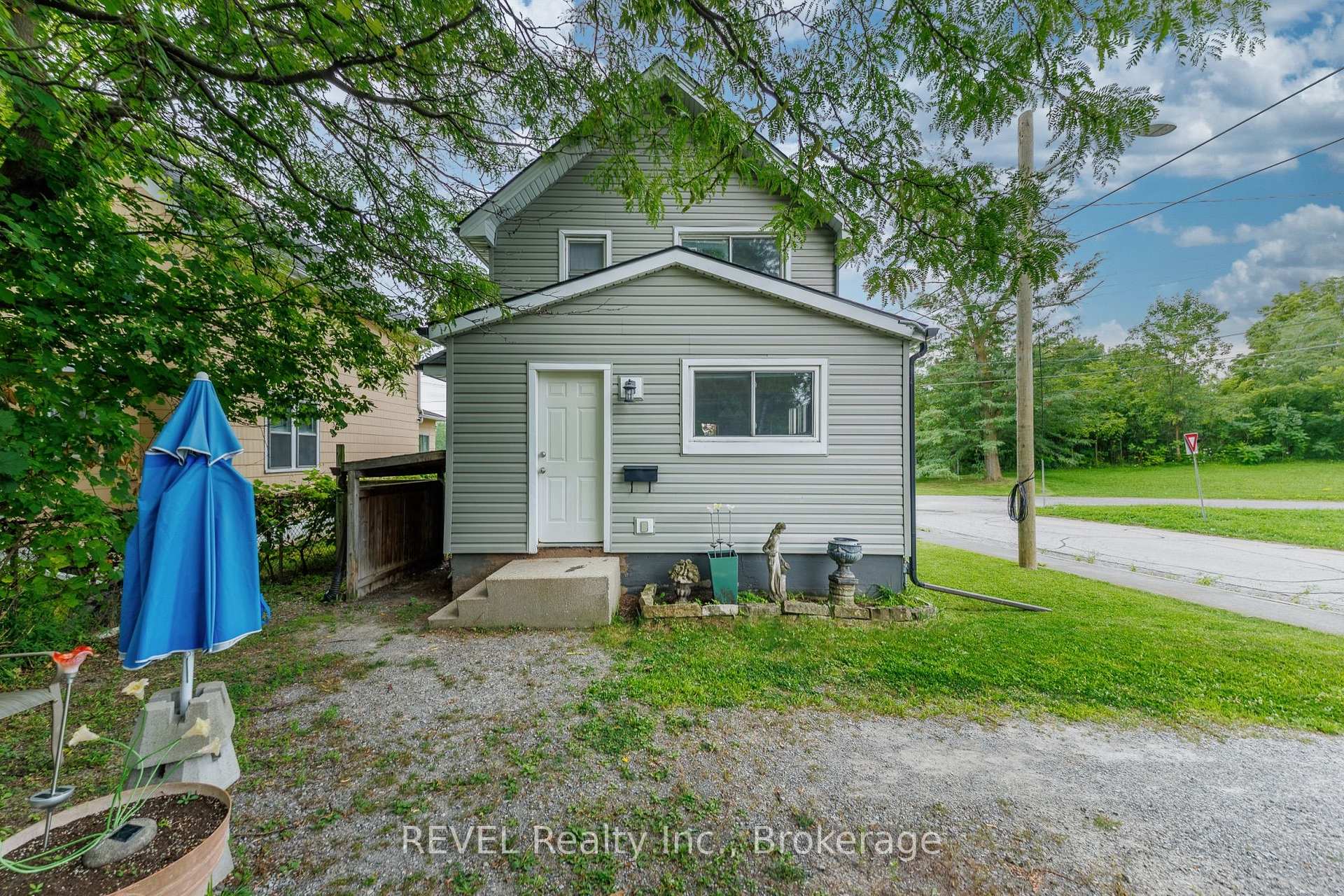 Photo 27 of 4317 Buttrey Street, Niagara Falls, Downtown — HOMEH