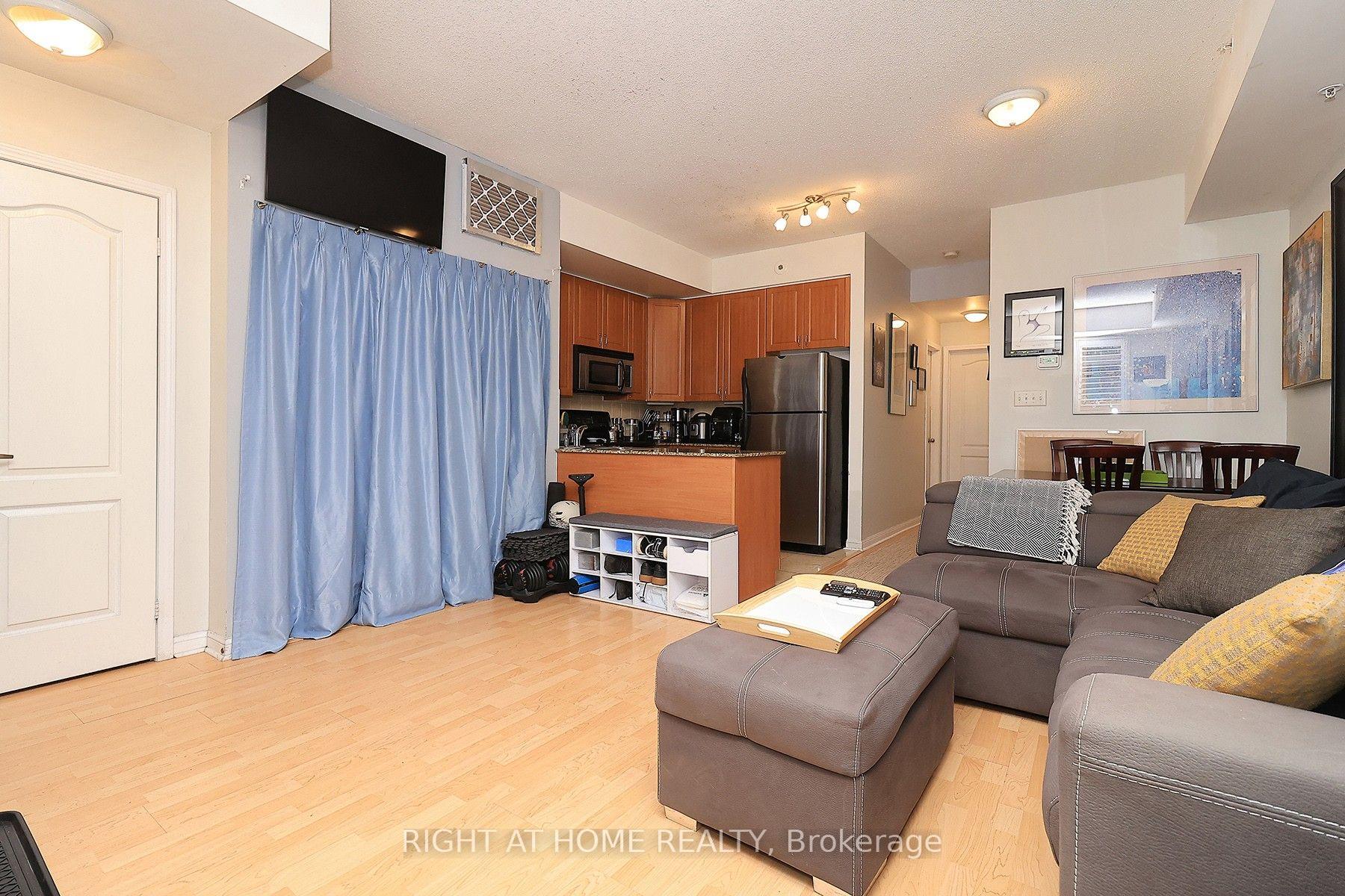Photo 9 of Unit 19, 88 Carr Street, Toronto, Kensington-Chinatown — HOMEH