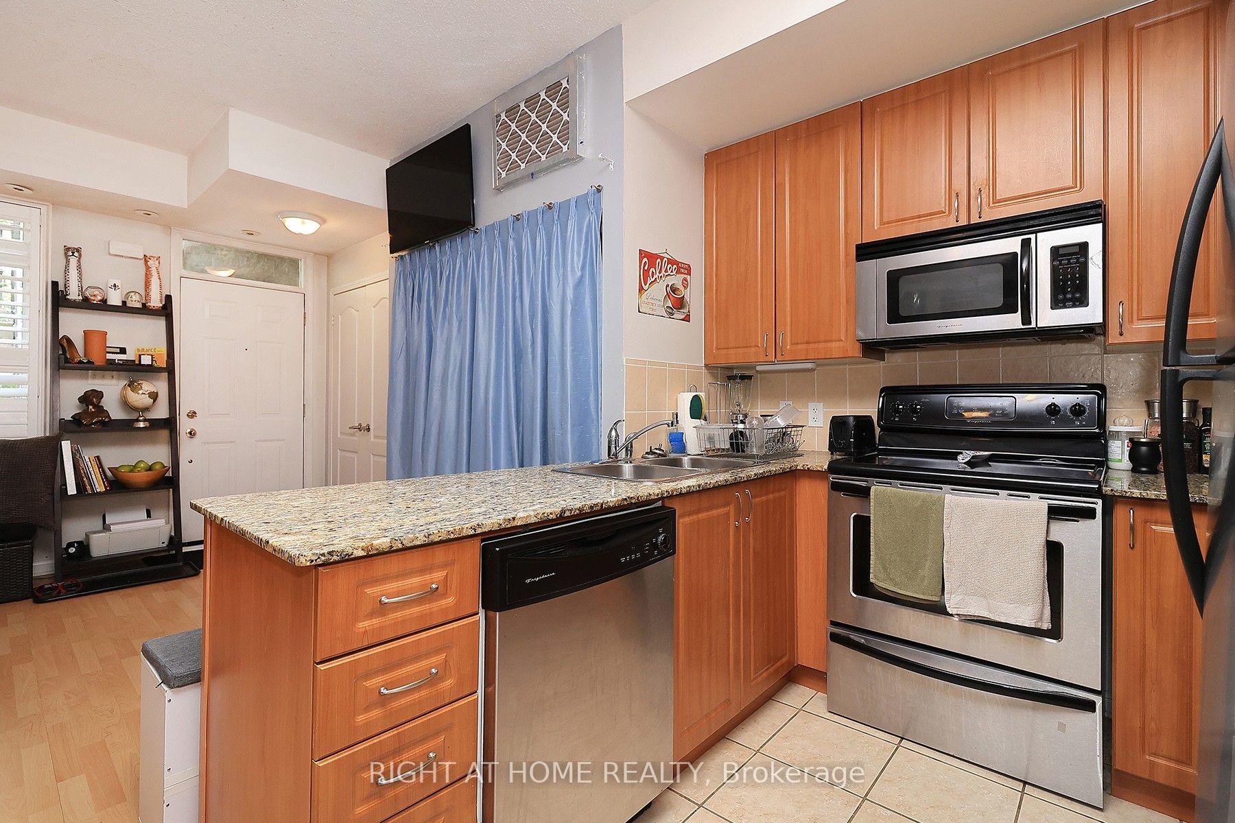 Photo 15 of Unit 19, 88 Carr Street, Toronto, Kensington-Chinatown — HOMEH