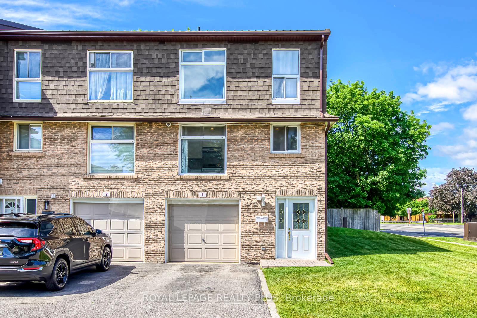 Photo 2 of Unit 1, 640 Rathburn Road E, Mississauga, Rathwood — HOMEH