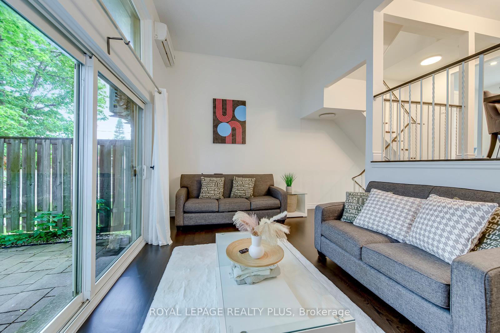 Photo 7 of Unit 1, 640 Rathburn Road E, Mississauga, Rathwood — HOMEH