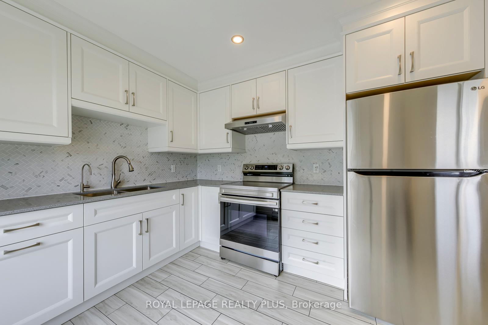 Photo 14 of Unit 1, 640 Rathburn Road E, Mississauga, Rathwood — HOMEH