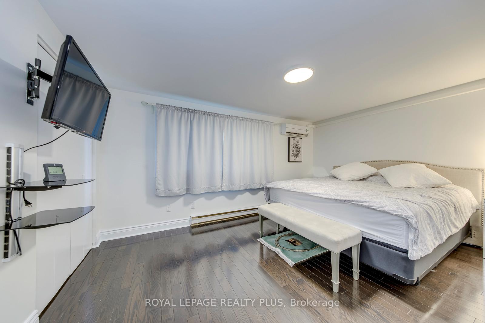 Photo 21 of Unit 1, 640 Rathburn Road E, Mississauga, Rathwood — HOMEH