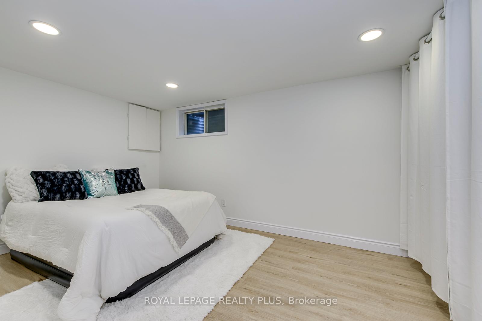 Photo 31 of Unit 1, 640 Rathburn Road E, Mississauga, Rathwood — HOMEH