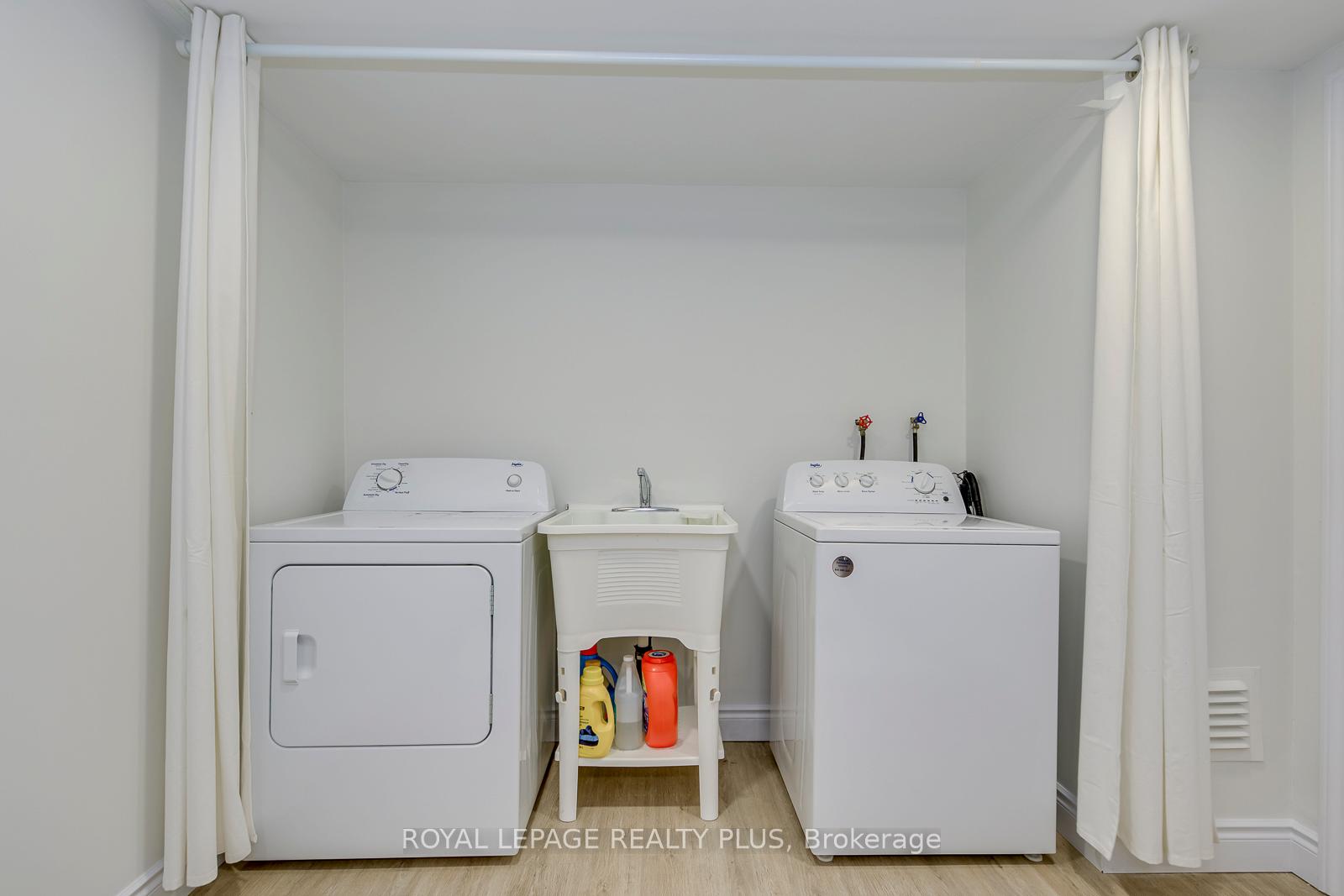 Photo 33 of Unit 1, 640 Rathburn Road E, Mississauga, Rathwood — HOMEH
