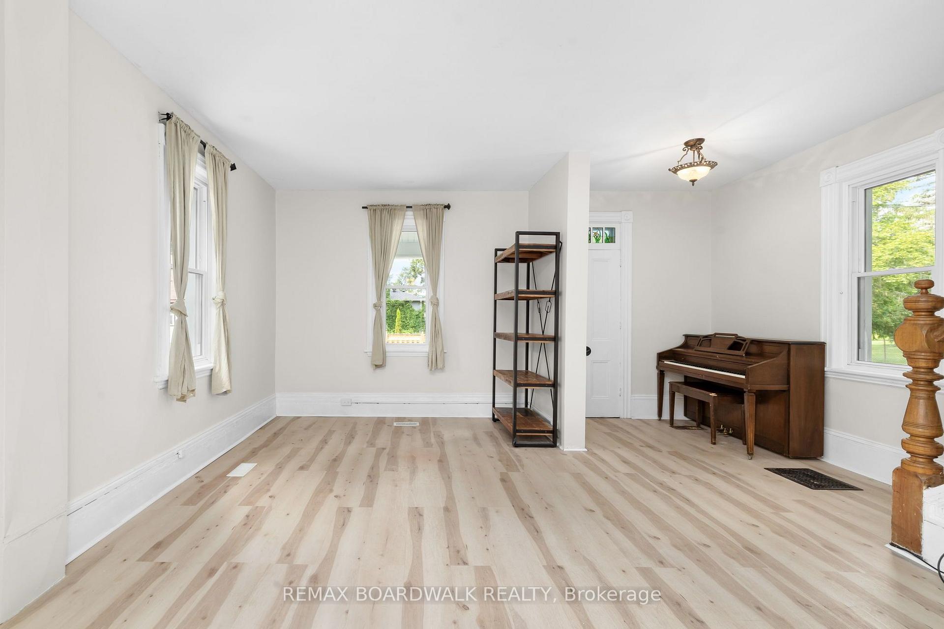 Photo 6 of 291 James Street, Carleton Place, Carleton Place — HOMEH