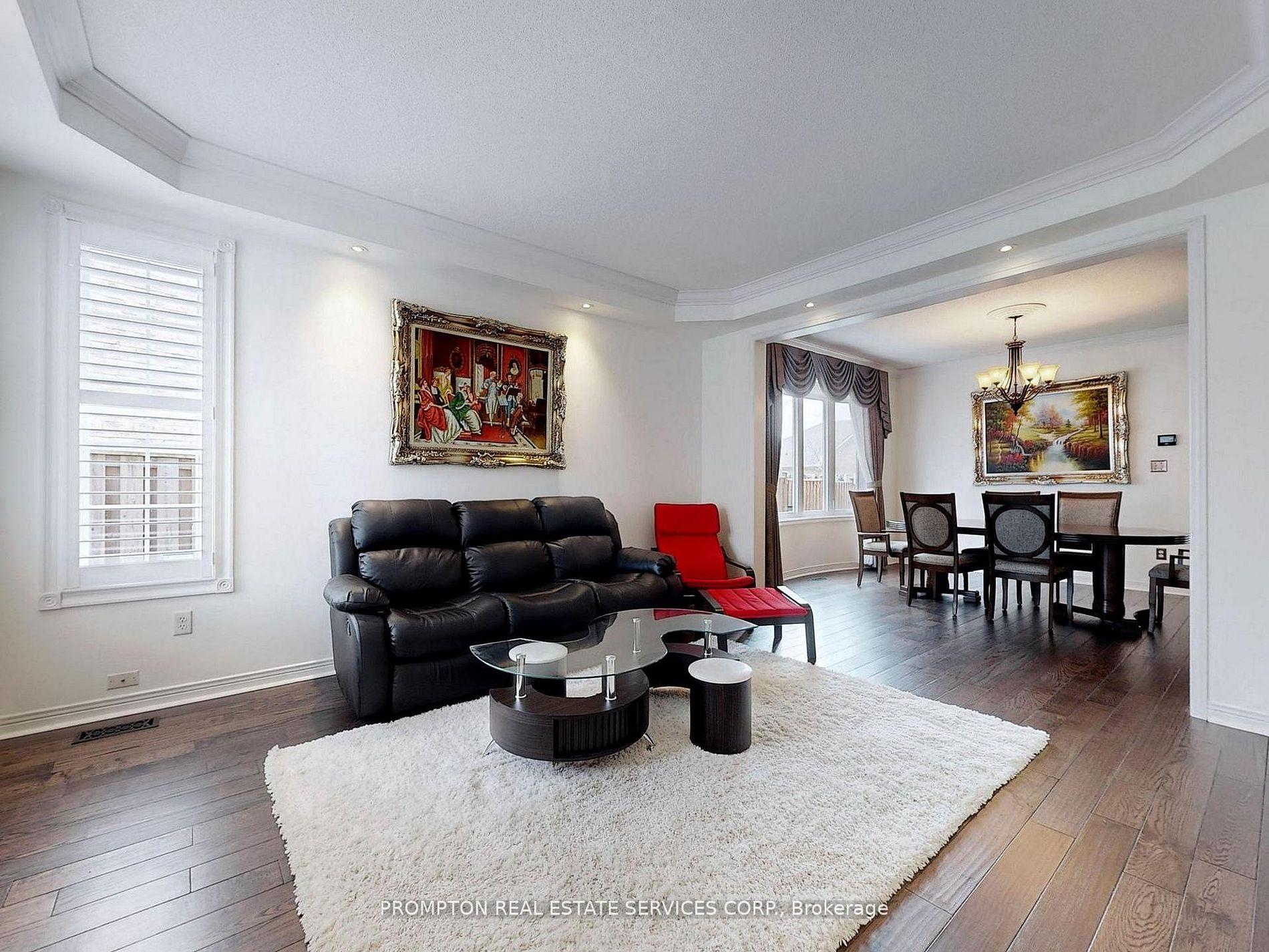 Photo 7 of 18 Bridleford Court, Markham, Markville — HOMEH