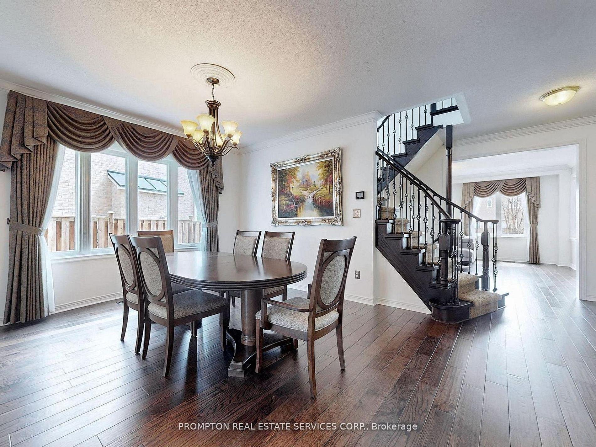 Photo 8 of 18 Bridleford Court, Markham, Markville — HOMEH