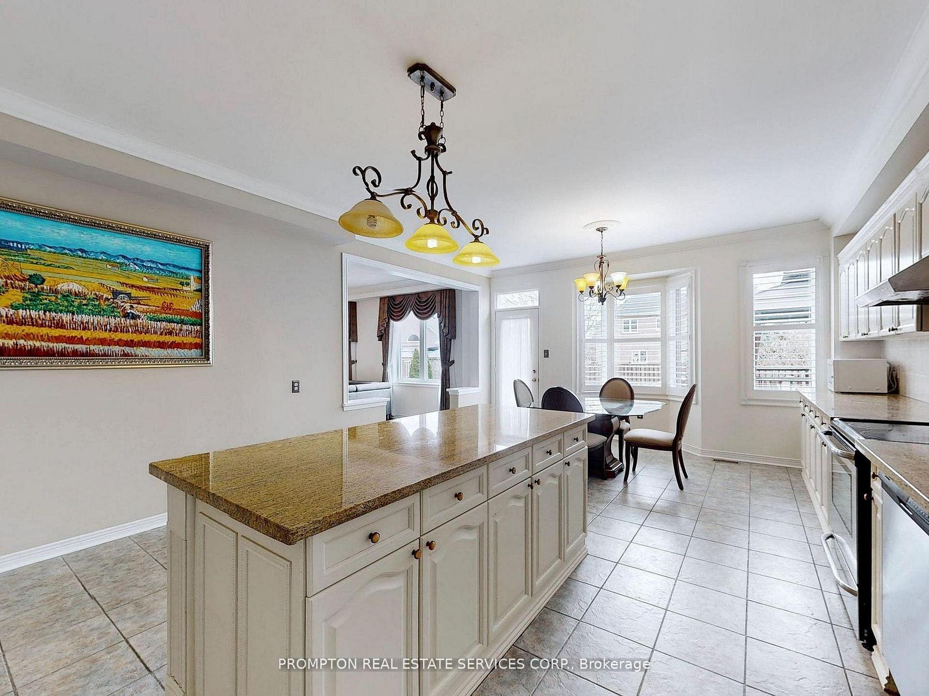 Photo 14 of 18 Bridleford Court, Markham, Markville — HOMEH