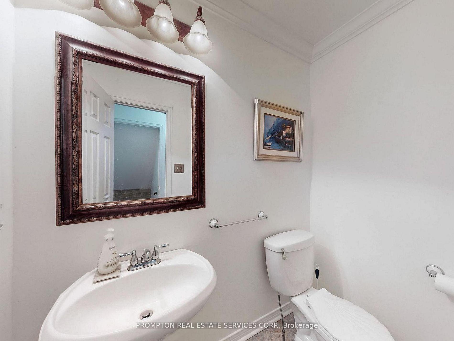 Photo 17 of 18 Bridleford Court, Markham, Markville — HOMEH
