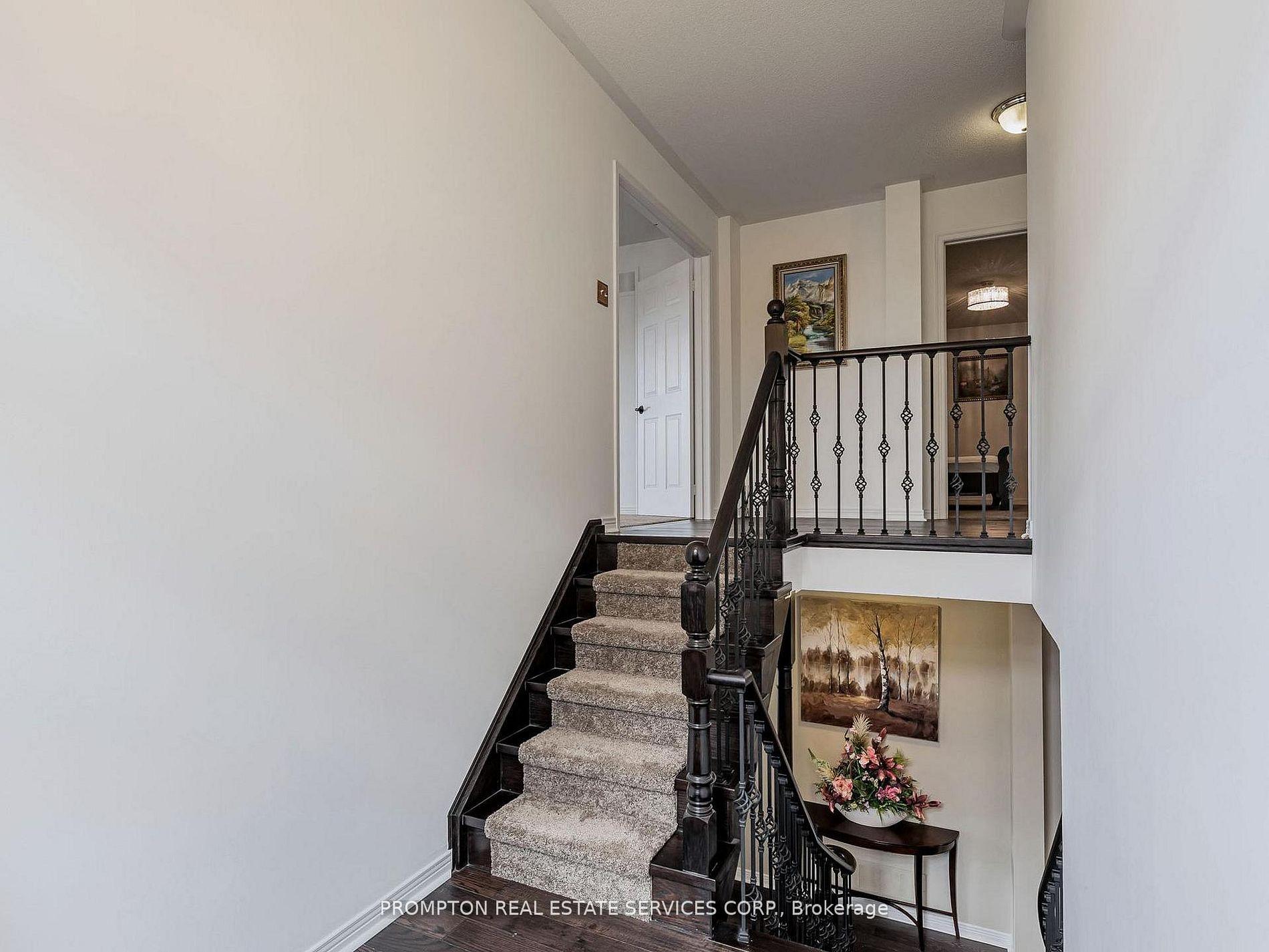 Photo 21 of 18 Bridleford Court, Markham, Markville — HOMEH