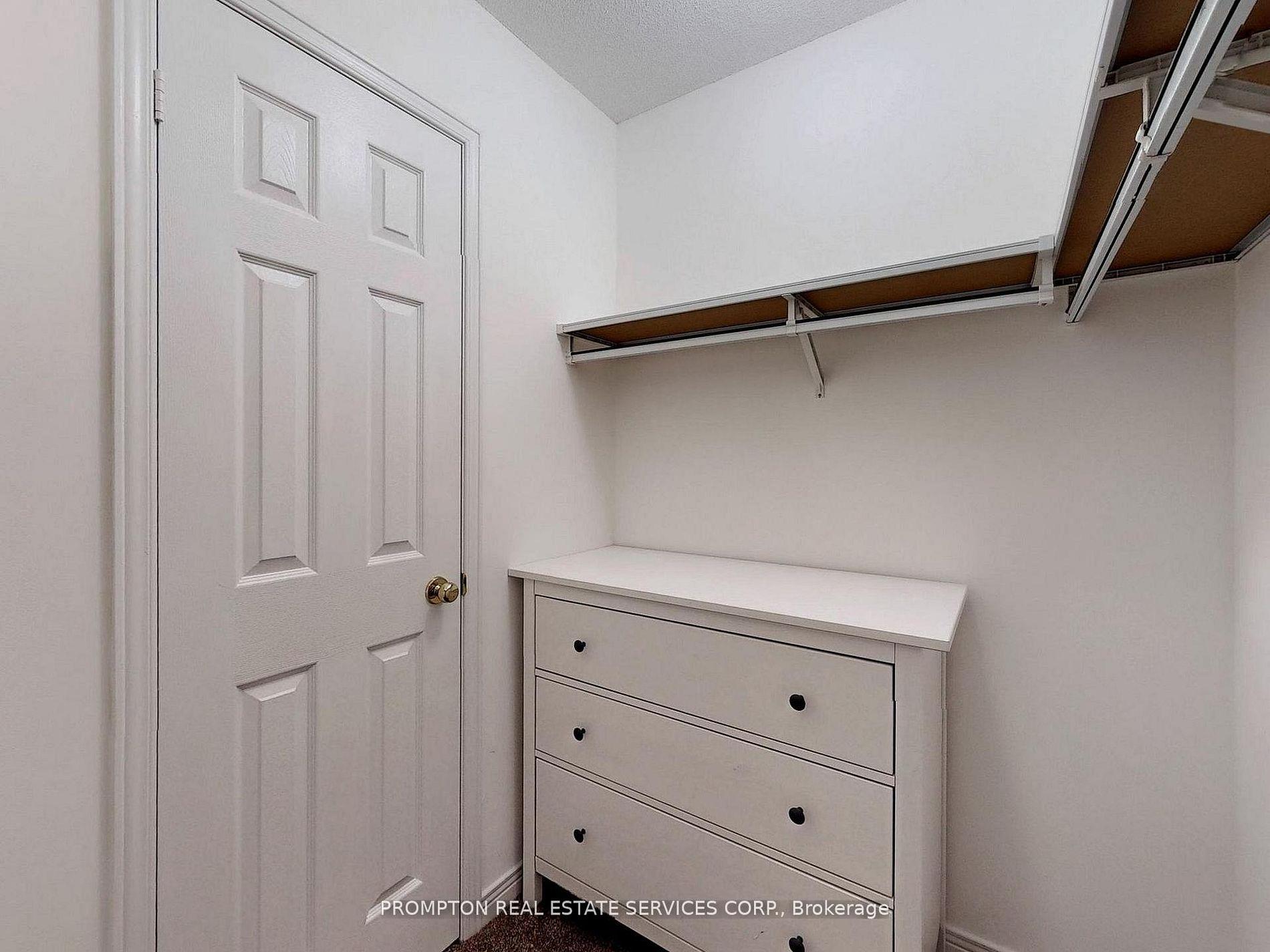 Photo 24 of 18 Bridleford Court, Markham, Markville — HOMEH