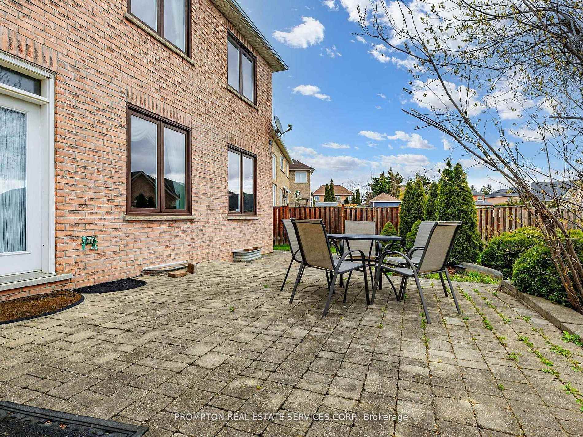 Photo 47 of 18 Bridleford Court, Markham, Markville — HOMEH