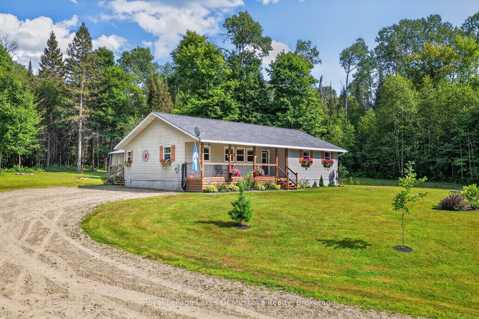 Photo 2 of 400 Chetwynd Road, Armour — HOMEH