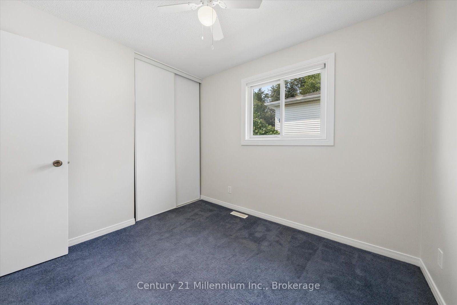 Photo 22 of 2293 Webb Street, Innisfil, Stroud — HOMEH