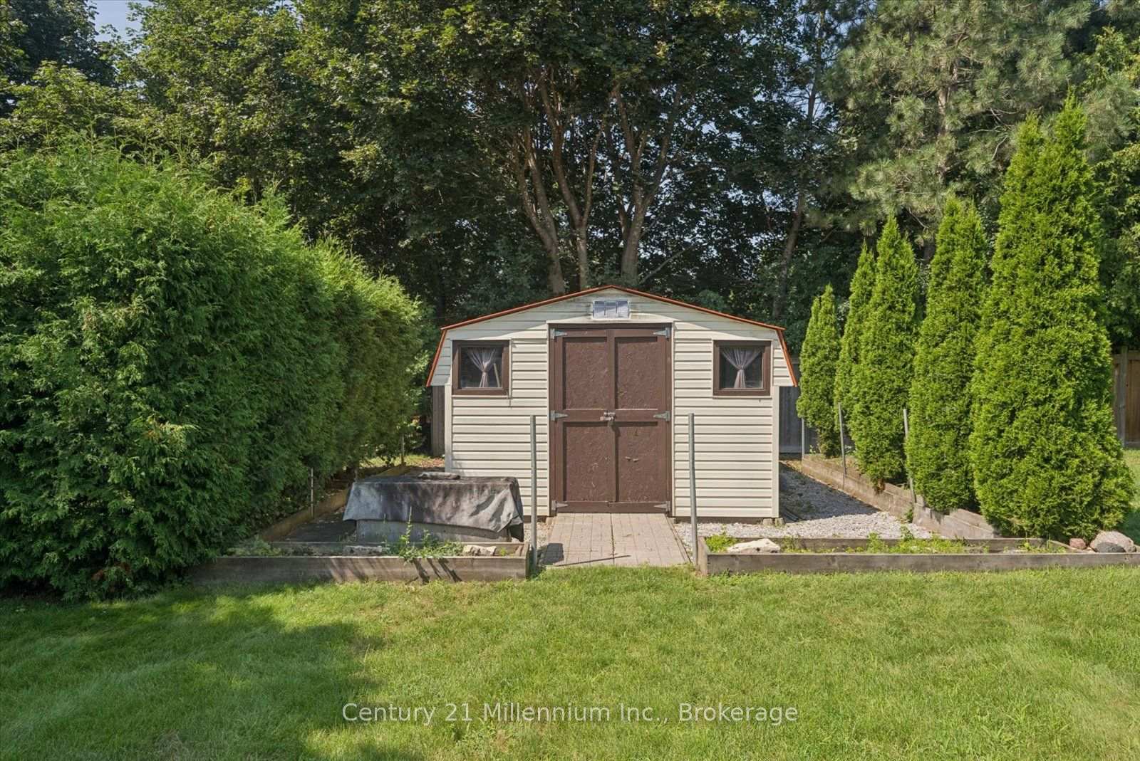 Photo 40 of 2293 Webb Street, Innisfil, Stroud — HOMEH