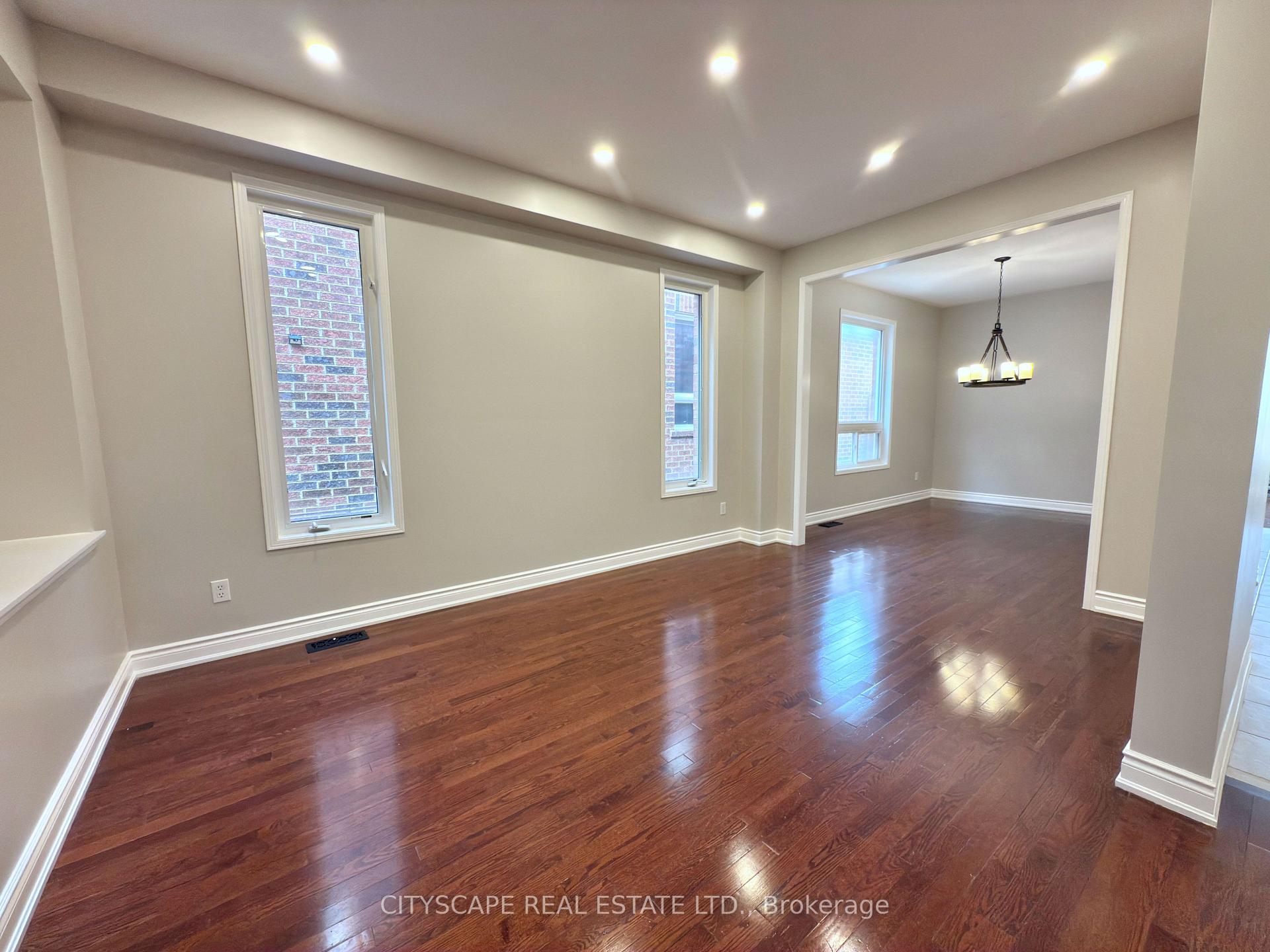 Photo 3 of 5409 Bestview Way, Mississauga, Churchill Meadows — HOMEH