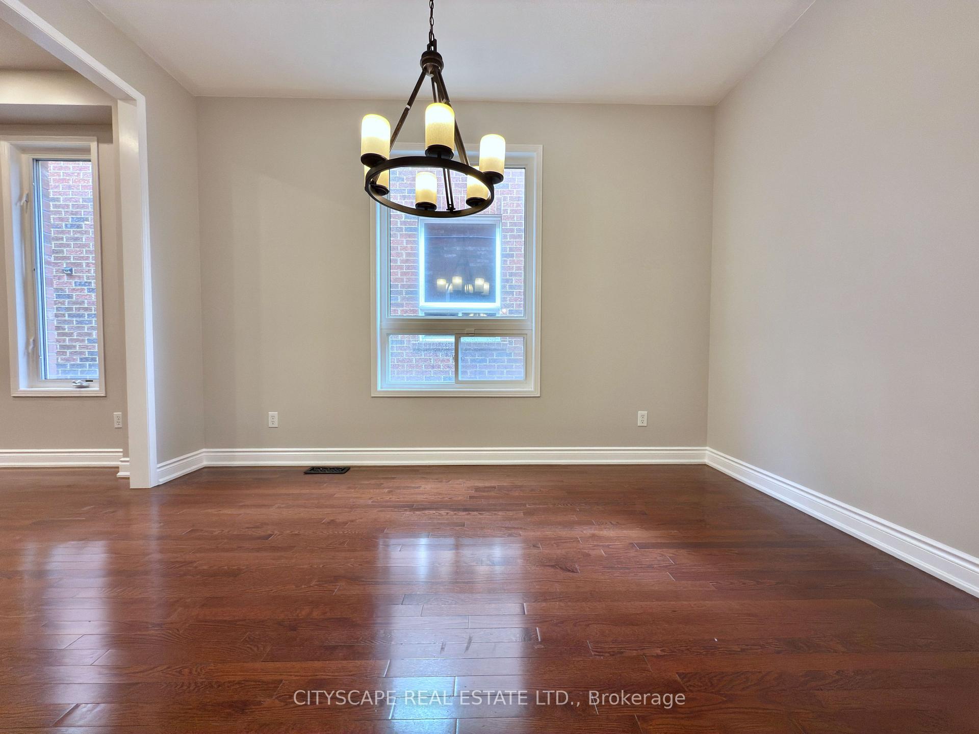 Photo 5 of 5409 Bestview Way, Mississauga, Churchill Meadows — HOMEH