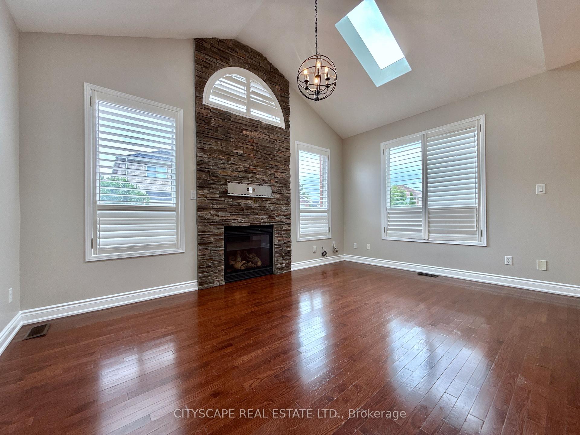 Photo 6 of 5409 Bestview Way, Mississauga, Churchill Meadows — HOMEH