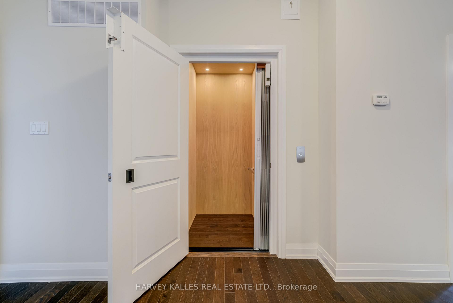 Photo 23 of 6 Dennis Reed Court, Aurora, Aurora Highlands — HOMEH