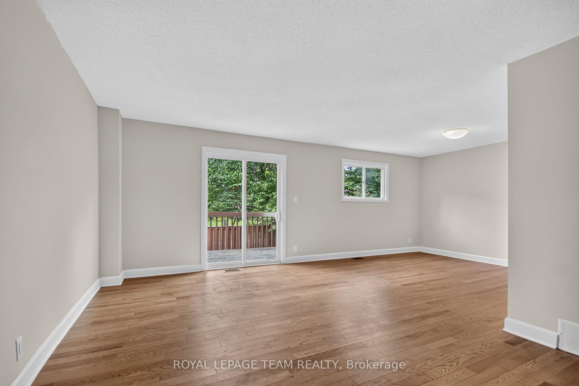 Photo 5 of 85 Glen Park Drive, Ottawa, Blackburn Hamlet (South) — HOMEH
