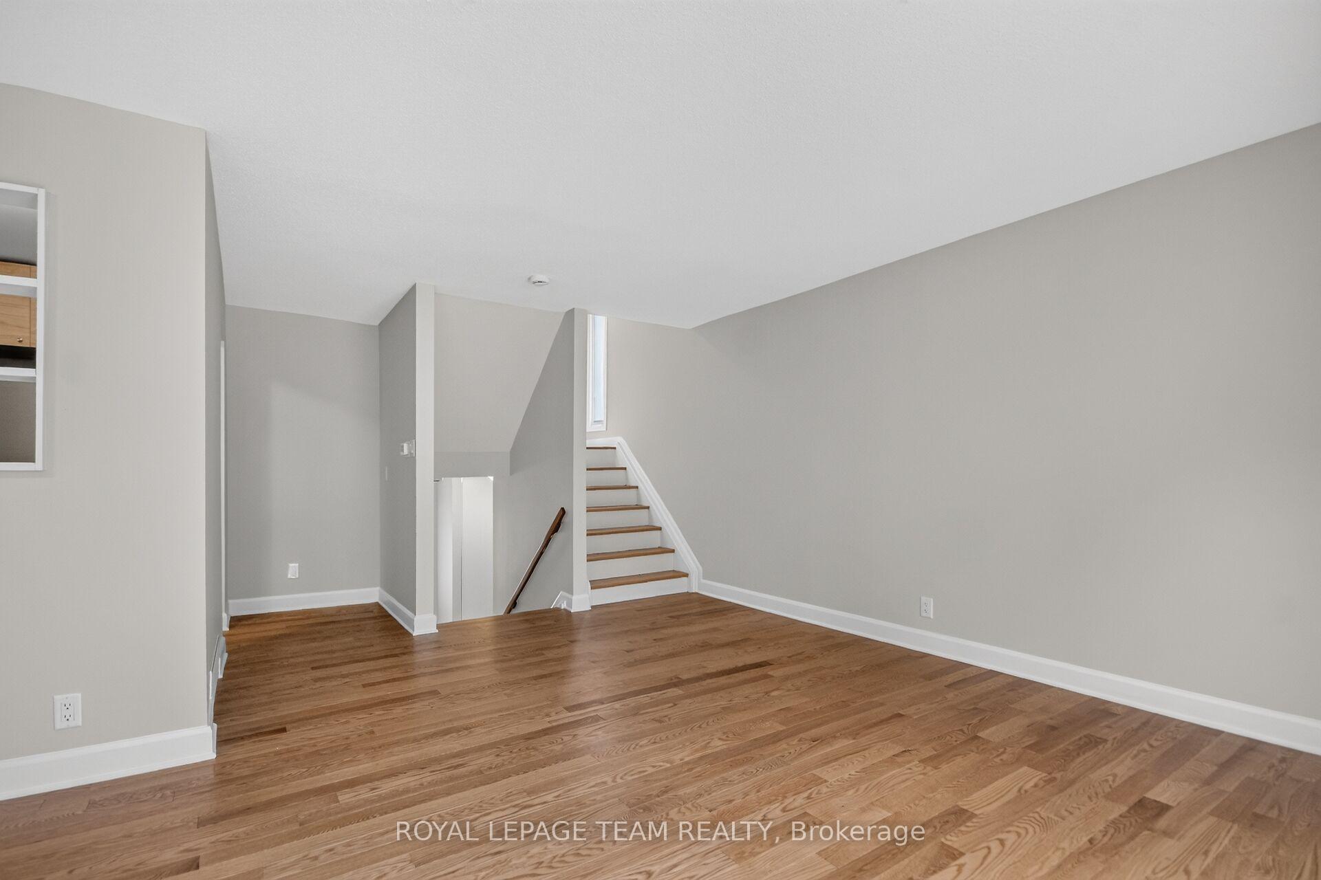 Photo 15 of 85 Glen Park Drive, Ottawa, Blackburn Hamlet (South) — HOMEH