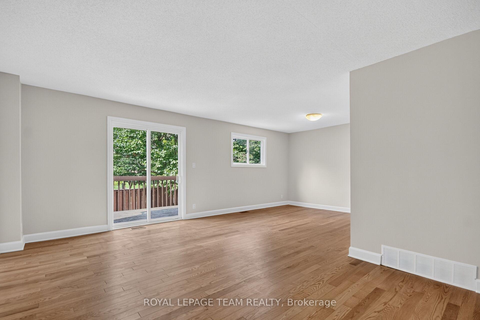 Photo 16 of 85 Glen Park Drive, Ottawa, Blackburn Hamlet (South) — HOMEH