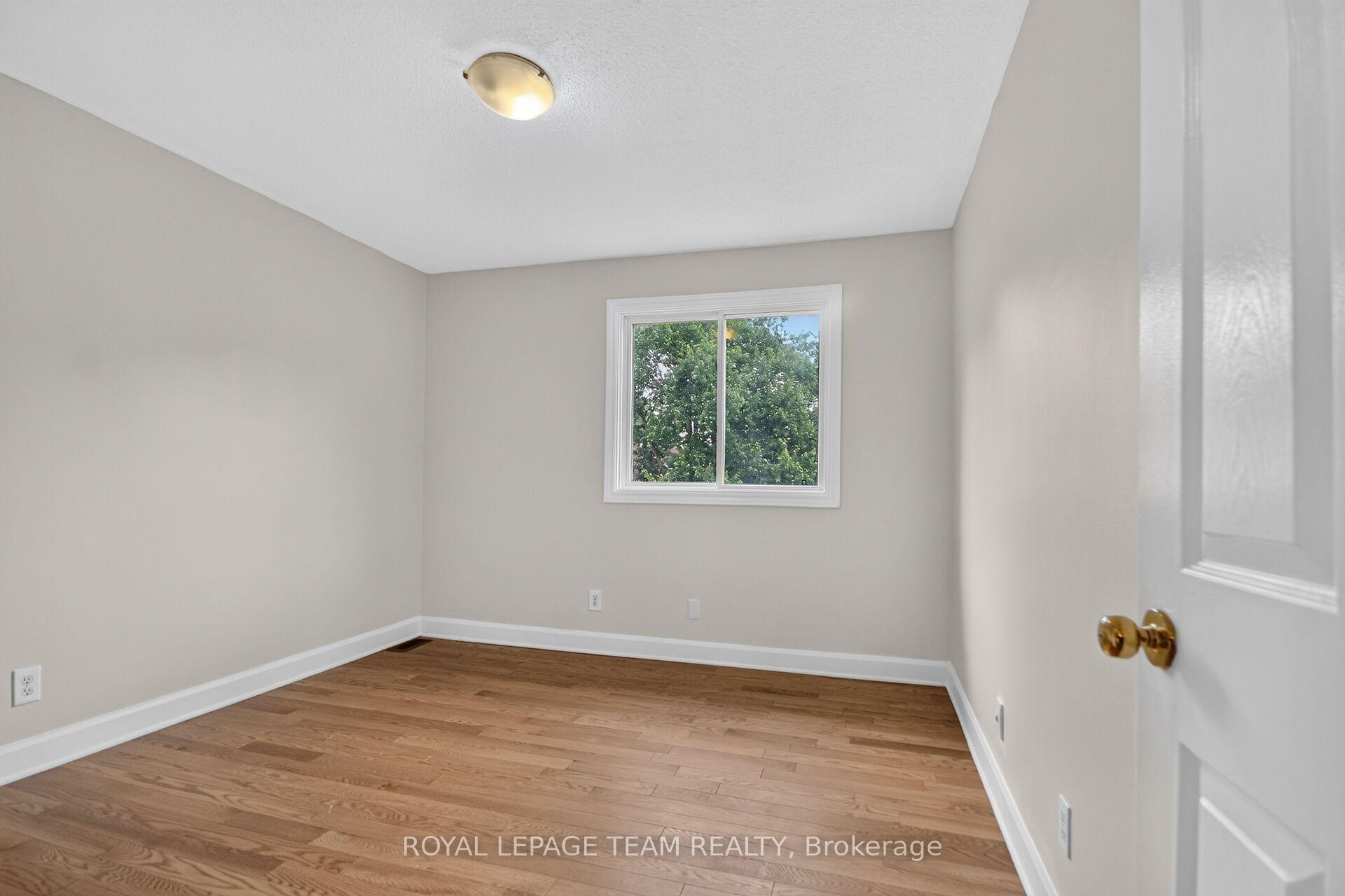 Photo 29 of 85 Glen Park Drive, Ottawa, Blackburn Hamlet (South) — HOMEH