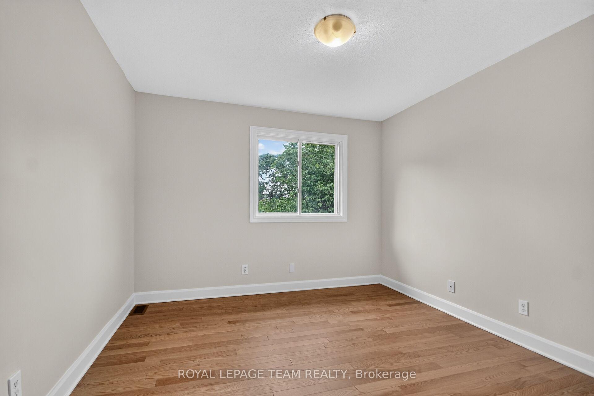 Photo 34 of 85 Glen Park Drive, Ottawa, Blackburn Hamlet (South) — HOMEH