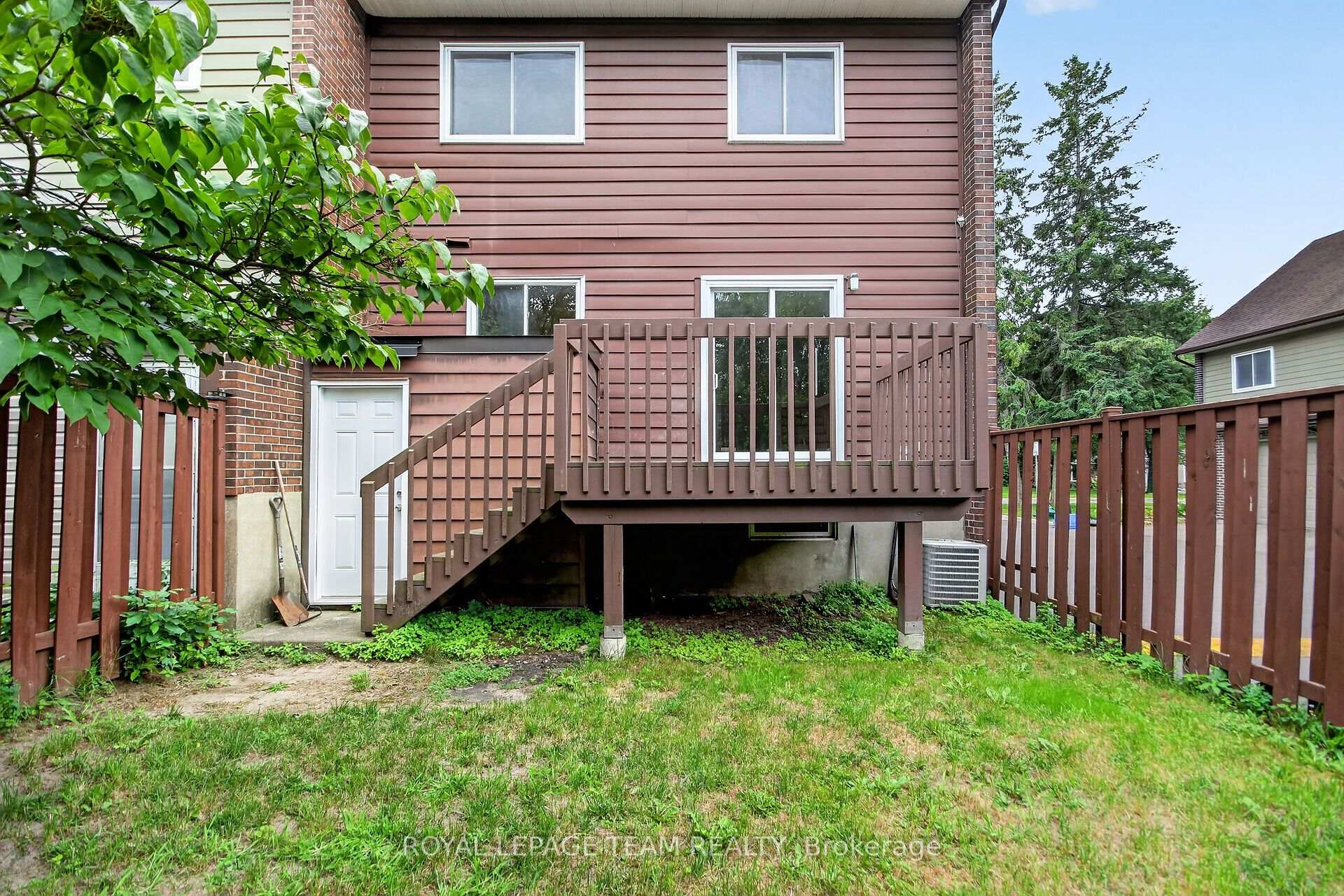 Photo 57 of 85 Glen Park Drive, Ottawa, Blackburn Hamlet (South) — HOMEH