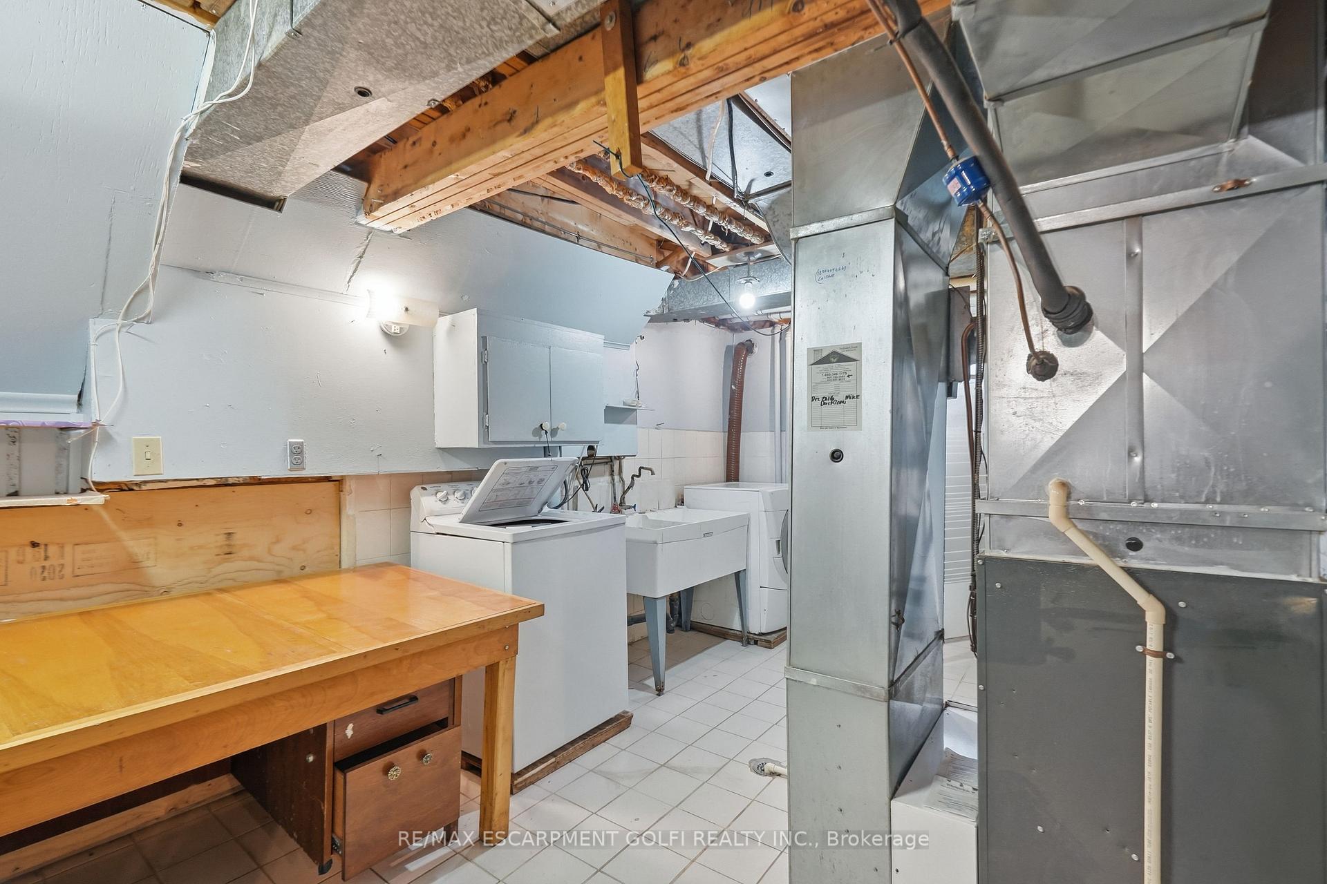 Photo 32 of 948 Stone Church Road E, Hamilton, Quinndale — HOMEH