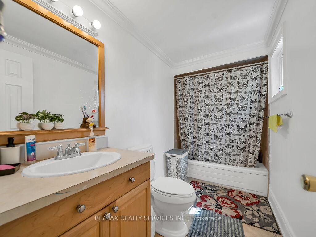 Photo 18 of 3079 Bartholomew Crescent, Mississauga, Meadowvale — HOMEH