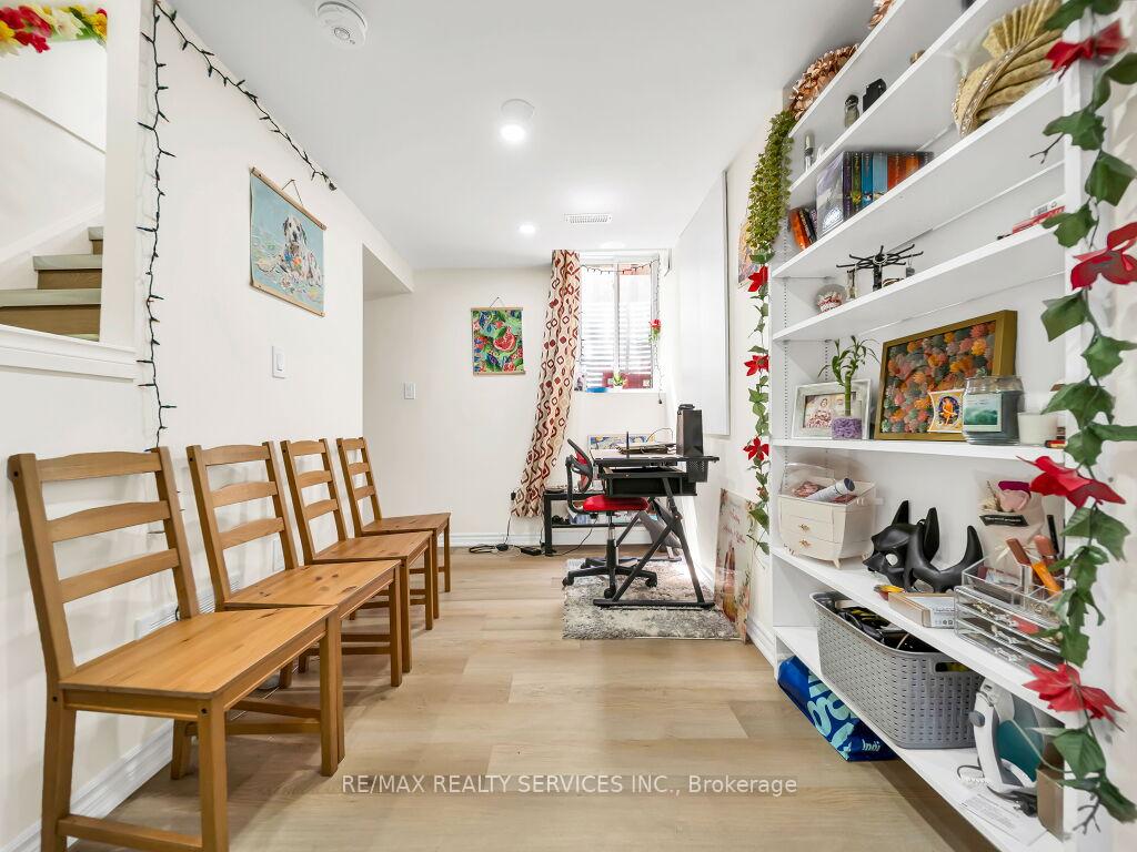 Photo 27 of 3079 Bartholomew Crescent, Mississauga, Meadowvale — HOMEH