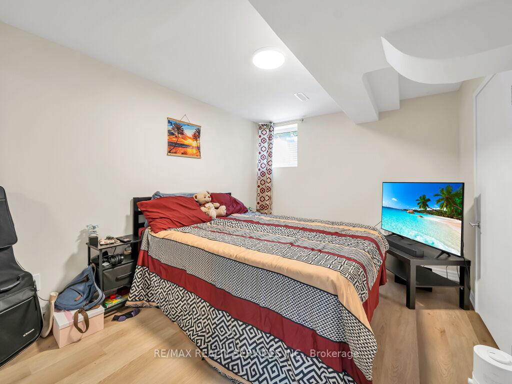 Photo 34 of 3079 Bartholomew Crescent, Mississauga, Meadowvale — HOMEH