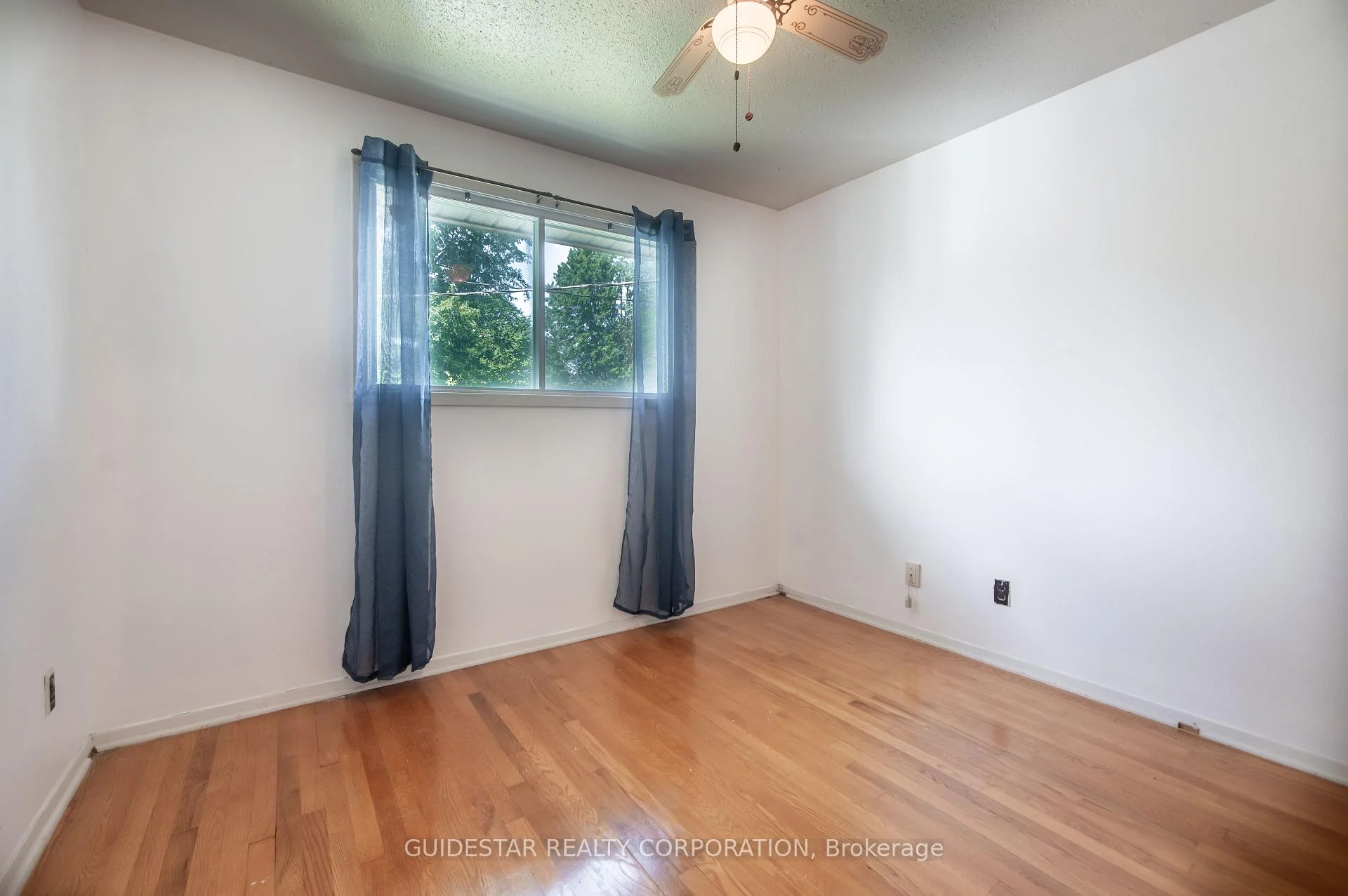 Photo 21 of 1859 Walkley Road, Ottawa, Guildwood Estates - Urbandale Acres — HOMEH