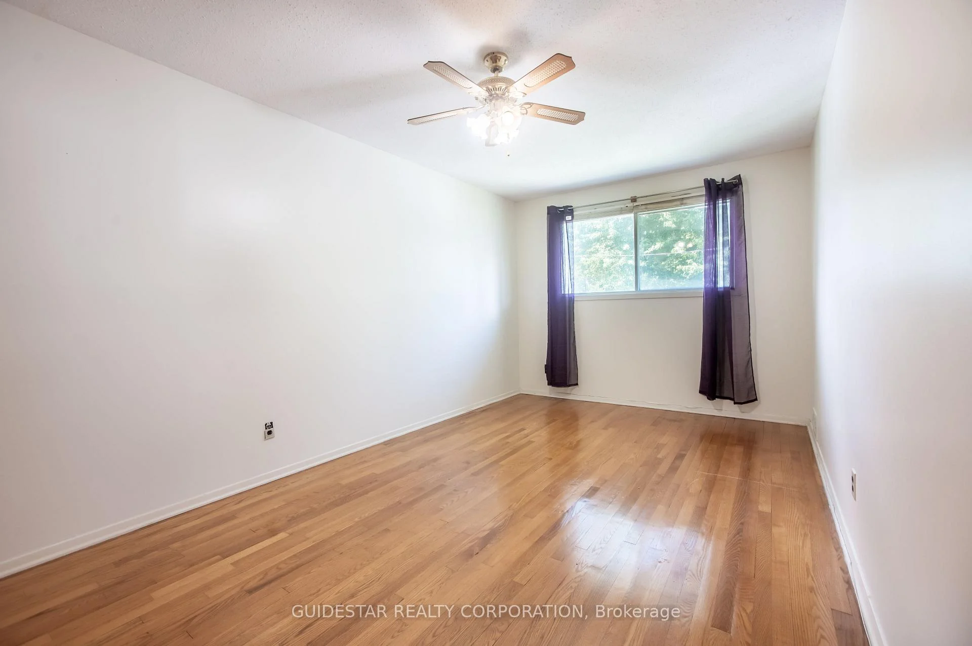 Photo 25 of 1859 Walkley Road, Ottawa, Guildwood Estates - Urbandale Acres — HOMEH