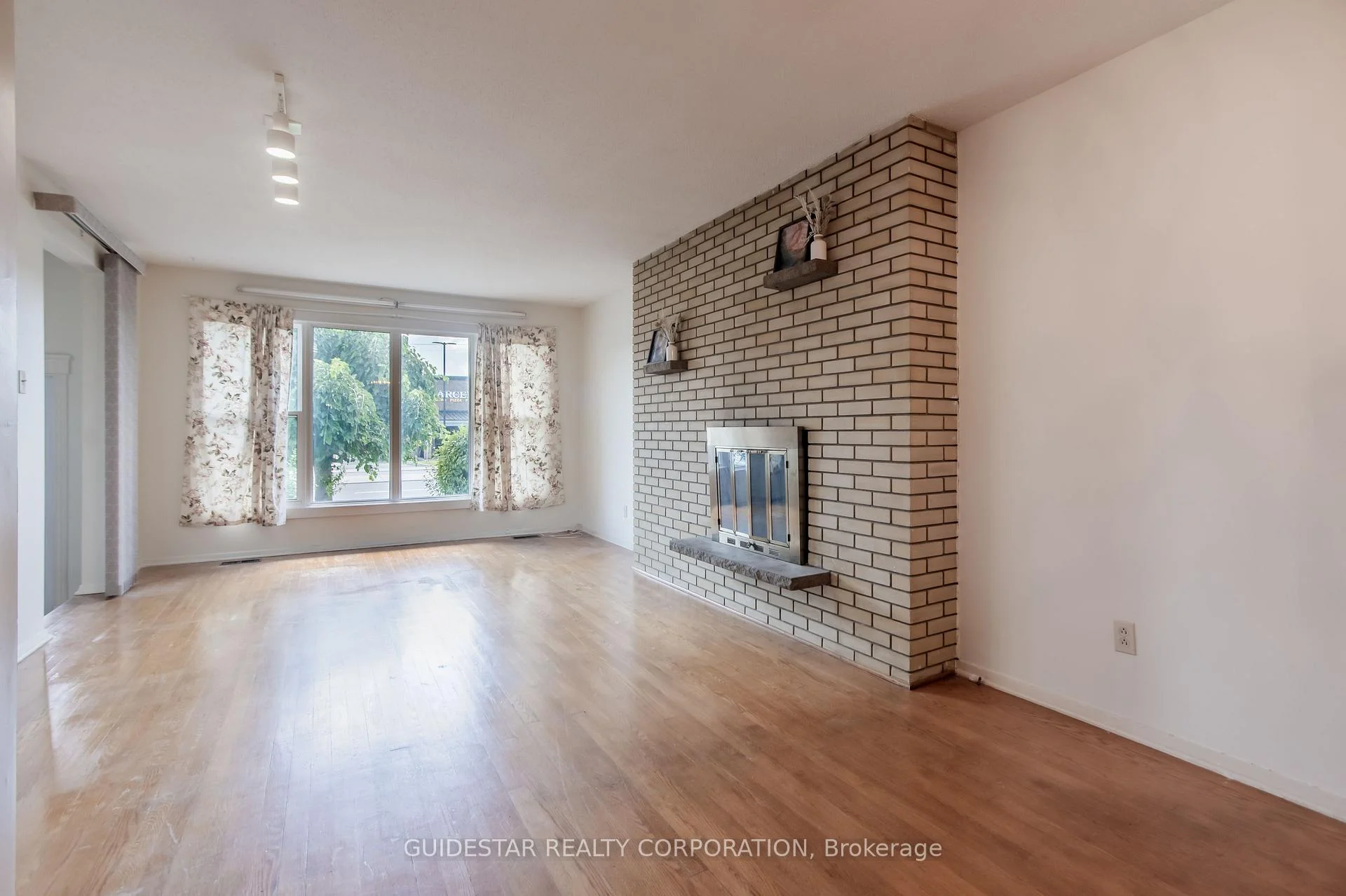 Photo 45 of 1859 Walkley Road, Ottawa, Guildwood Estates - Urbandale Acres — HOMEH