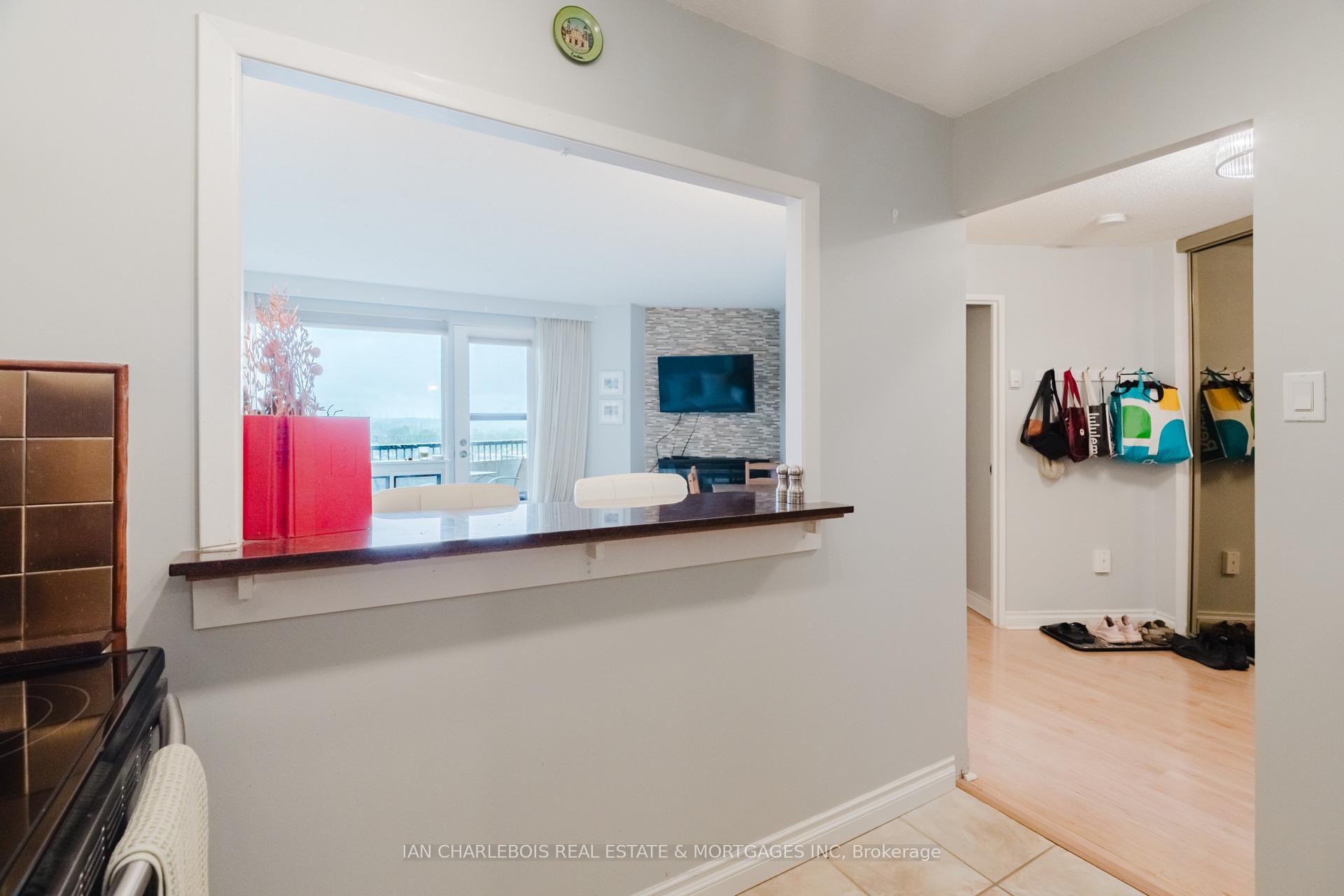 Photo 10 of Unit 908, 20 Chesterton Drive, Ottawa, Borden Farm/Stewart Farm/Carleton Heights/Parkwood Hills — HOMEH