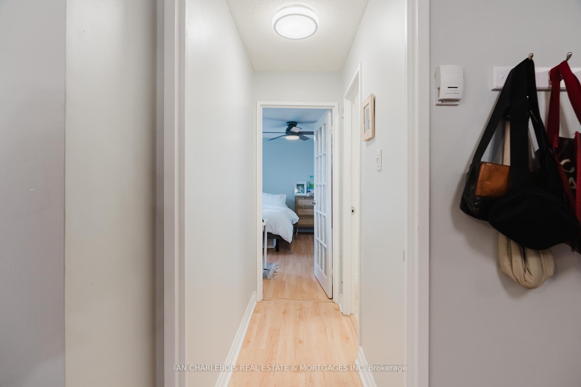 Photo 16 of Unit 908, 20 Chesterton Drive, Ottawa, Borden Farm/Stewart Farm/Carleton Heights/Parkwood Hills — HOMEH