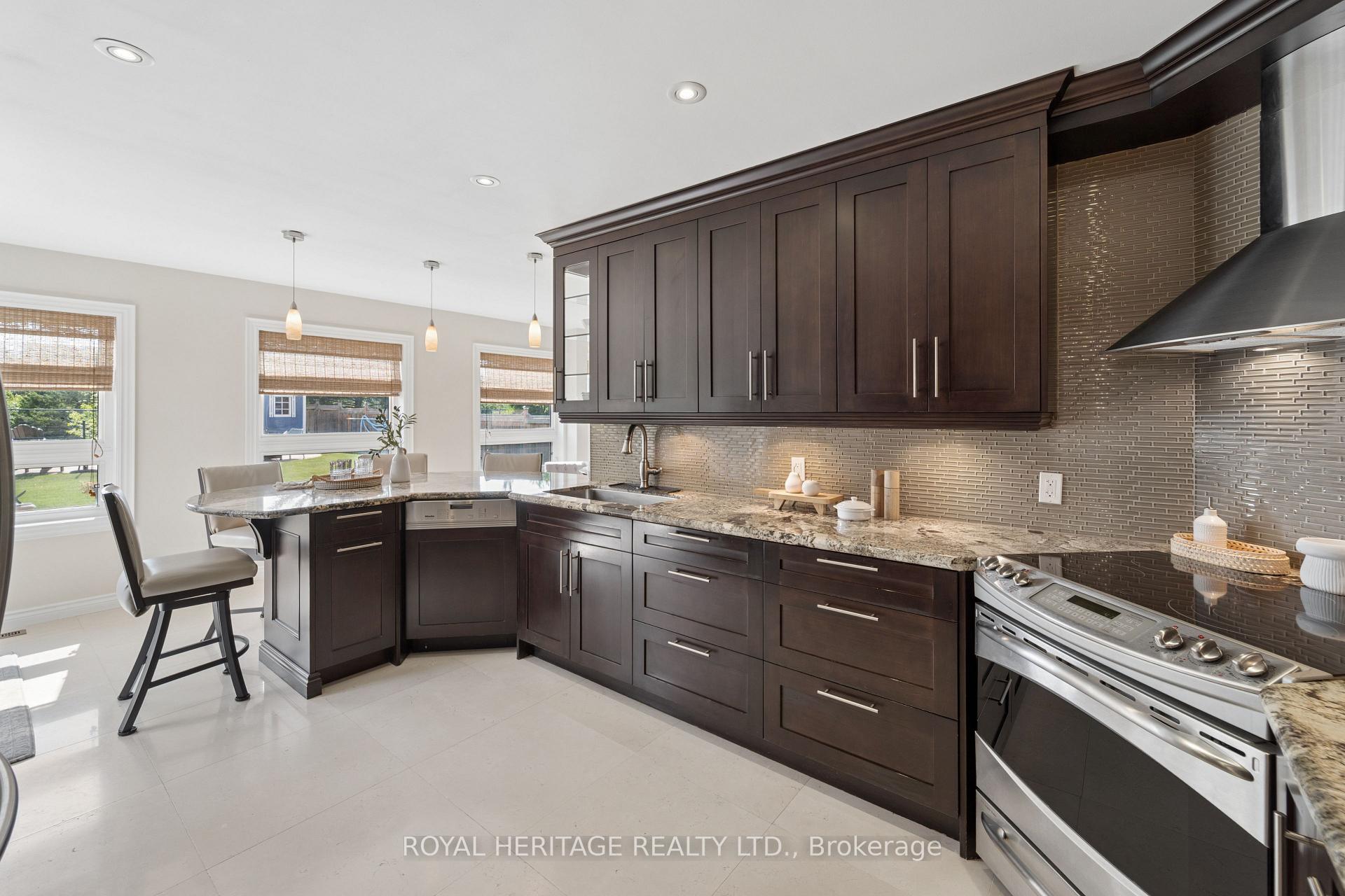 Photo 10 of 63 Kennett Drive, Whitby, Lynde Creek — HOMEH