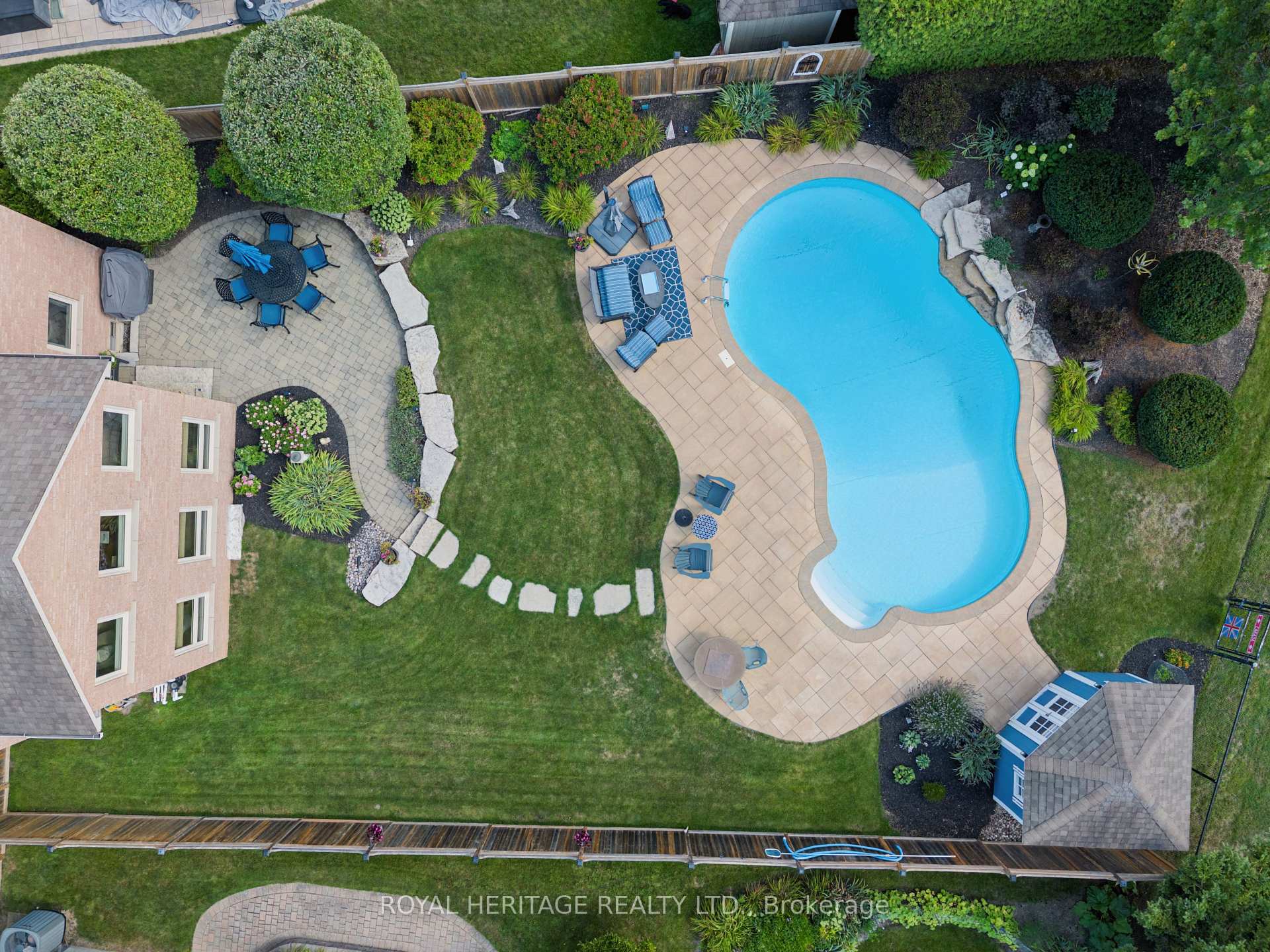 Photo 35 of 63 Kennett Drive, Whitby, Lynde Creek — HOMEH