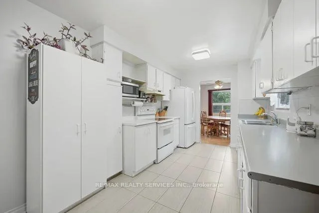 Photo 14 of 36 Pickard Lane, Brampton, Fletcher's West — HOMEH