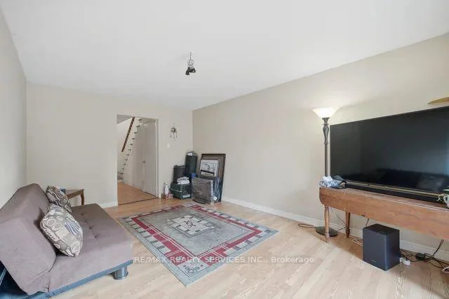 Photo 18 of 36 Pickard Lane, Brampton, Fletcher's West — HOMEH