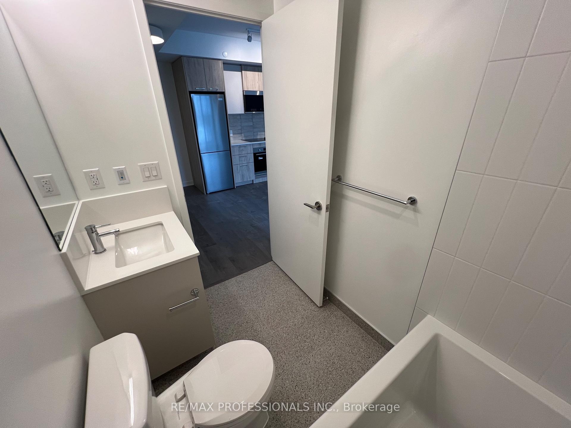 Photo 17 of Unit 1309, 10 Oak Street, Toronto, Regent Park — HOMEH