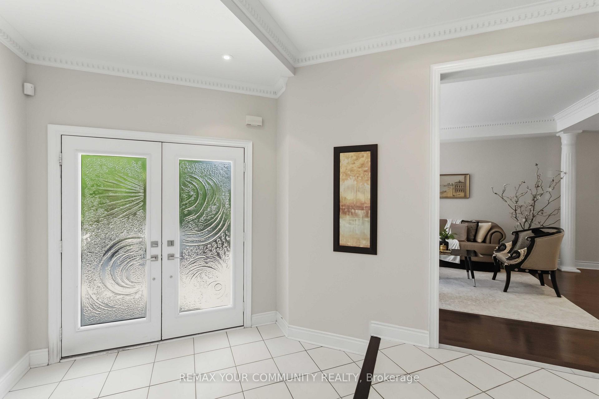 Photo 3 of 171 Langtry Place, Vaughan, Uplands — HOMEH